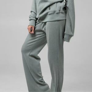 (2XL) Comfrt • Waffle Knit Relaxed Fit Lounge Pants